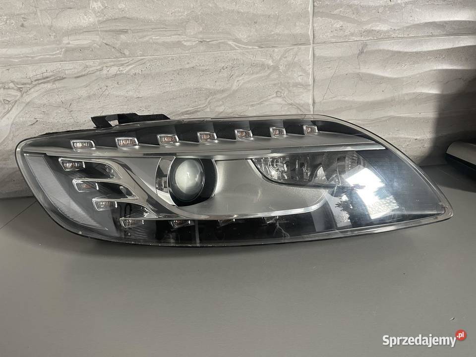 AUDI Q7 LIFT PRAWA BIXENON SKRĘTNY LED Ostroróg sprzedam