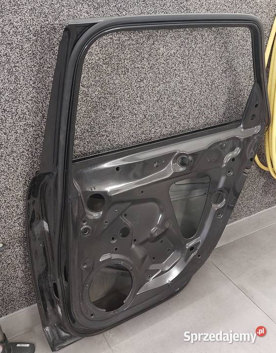 Tylne drzwi Audi a4b8 2012 osobowe kujawsko-pomorskie Grudziądz sprzedam