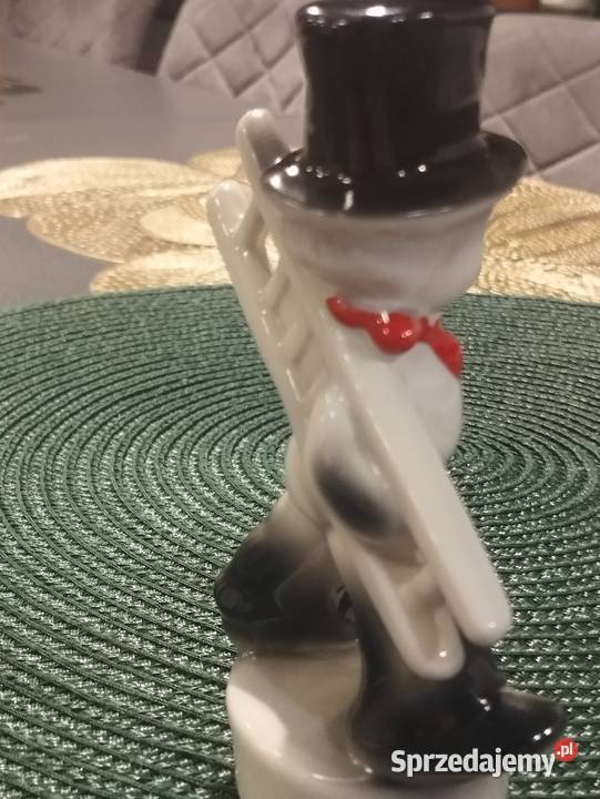 Porcelanowa figurka Jezel Kominiarczyk Sączów