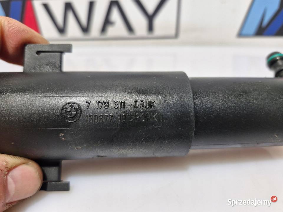 BMW E90 E91 E92 E93 DYSZA SPRYSKIWACZ LAMPY LEWY osobowe dolnośląskie