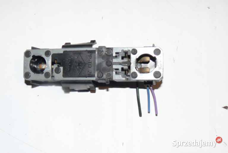 WKŁAD LAMPY TYŁ Renault Laguna I w błotnik NUMER Wielkie Drogi