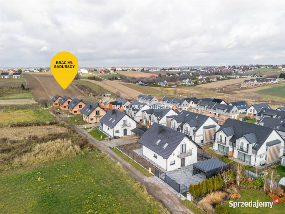 Dom wolnostojący Dojazdów Jarzębinowa 130m mieszkalny