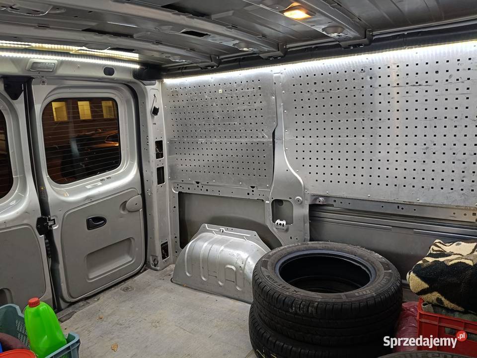 Opel Vivaro manualna Opel Knurów sprzedam