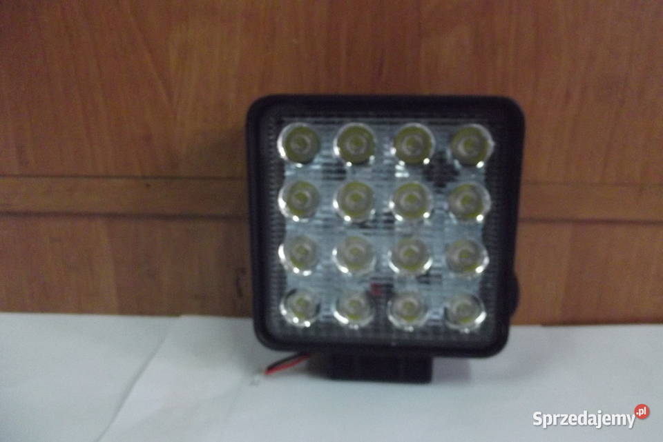 Lampa robocza diodowa kwadratowa16 led 48W Parczew