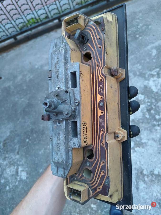 Licznik zegary prędkościomierz Fiat 125p paskowy Tłuszcz