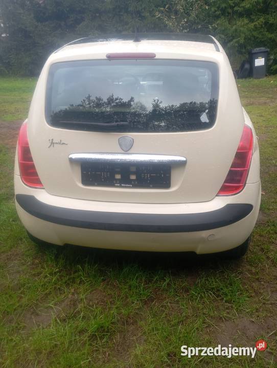 Lancia ypsilon 2005 14 16v saggio skóra uszkodzony Lubartów