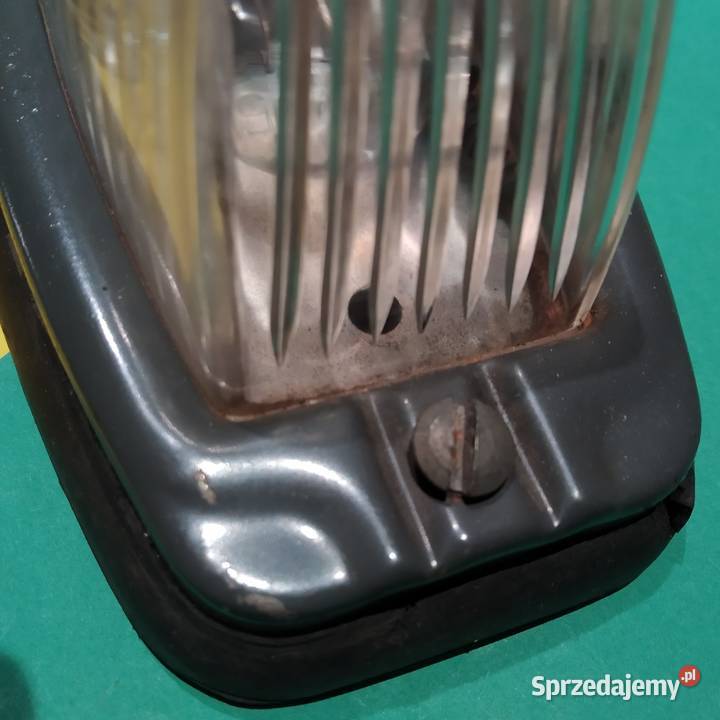 Lampa obrysowa do zabytkowego pojazdu Kluczbork