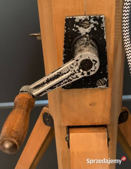 Lampa teatralno filmowa PRL do salonu biura pubu Poznań