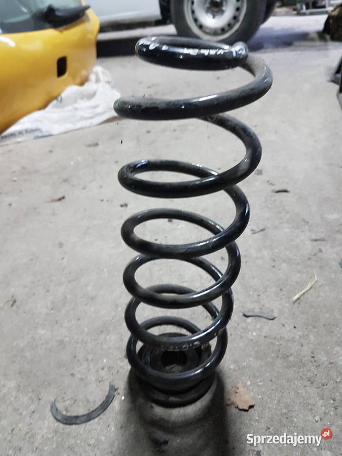 VW GOLF V KOMBI 20 TDI SPREZYNA TYL wielkopolskie Turek