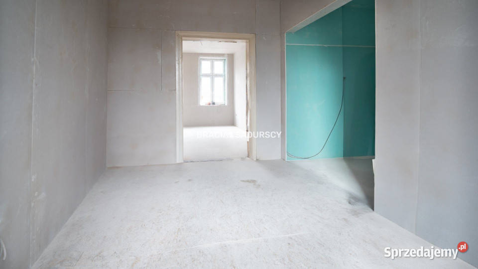 Mieszkanie do sprzedania 42m2 2 pokoje Wieliczka Rok budowy 1935