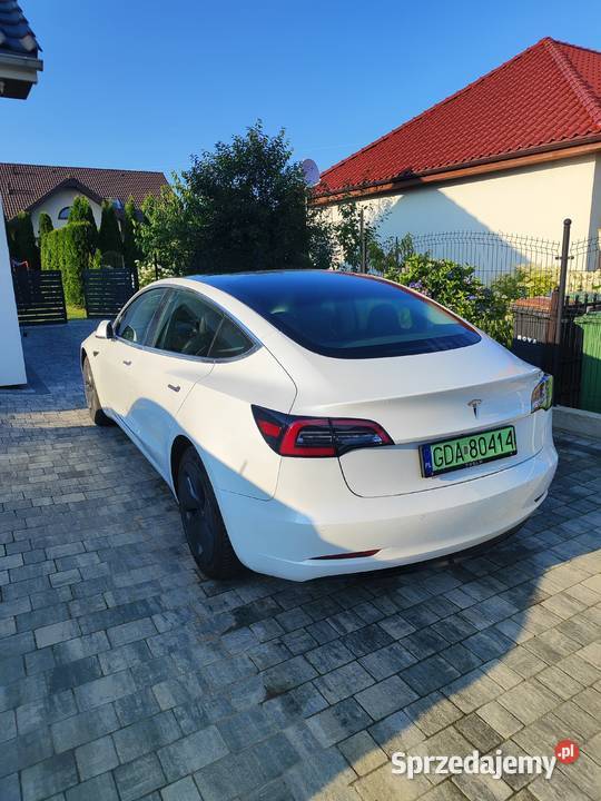 Tesla Model 3 2020 Europa gwarancja hak