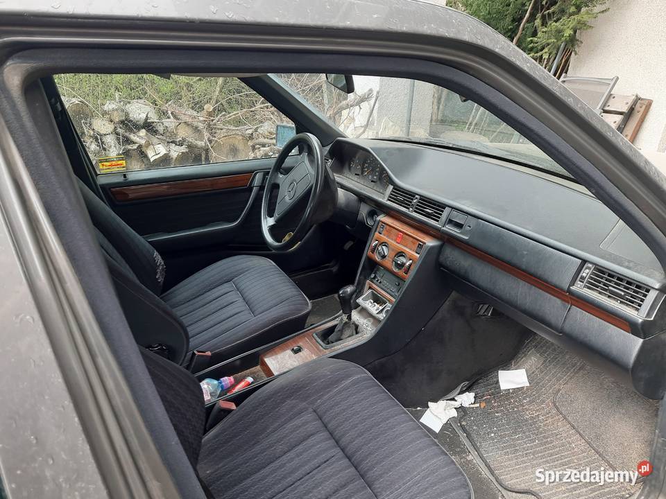 Sprzedam Mercedes 200E benzyna Węgrzce