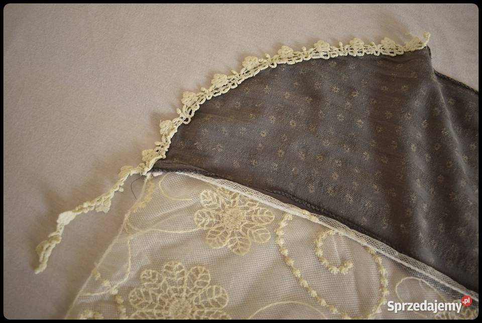 Piękna chusta szal z koronką nietypowa Płock