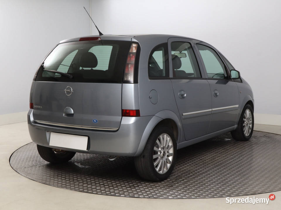 Opel Meriva 16 nieuszkodzony