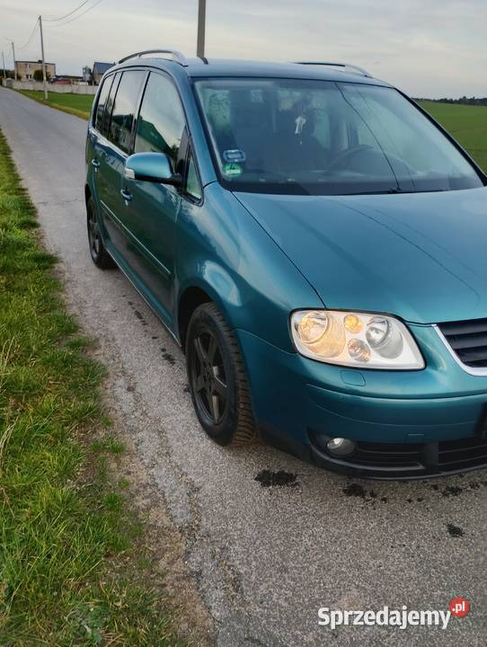 Volkswagen Touran 16 benzyna 2005r Janowiec Wielkopolski