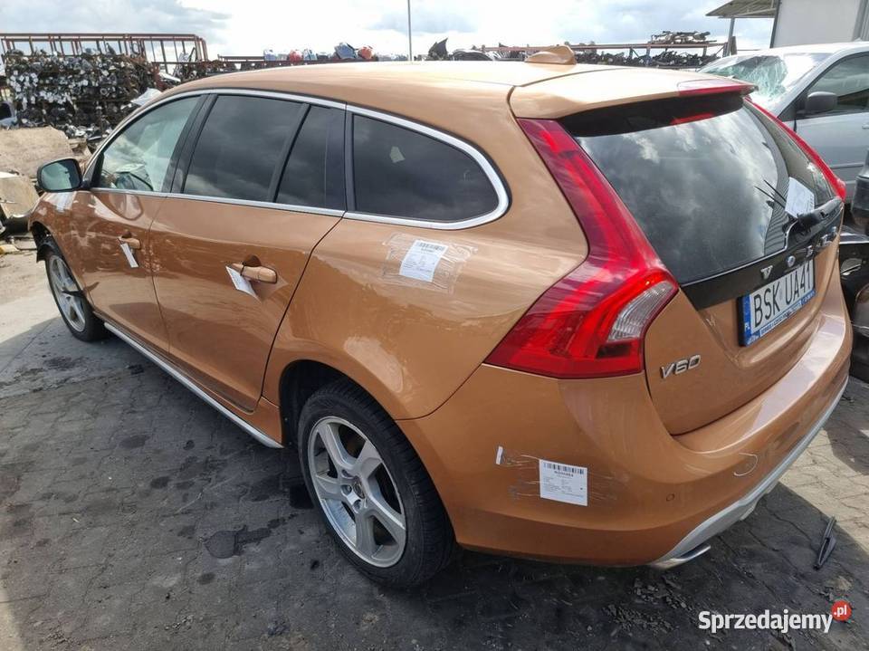 ĆWIARTKA BŁOTNIK LEWY TYŁ VOLVO V60 704 VIBRANT Lipno