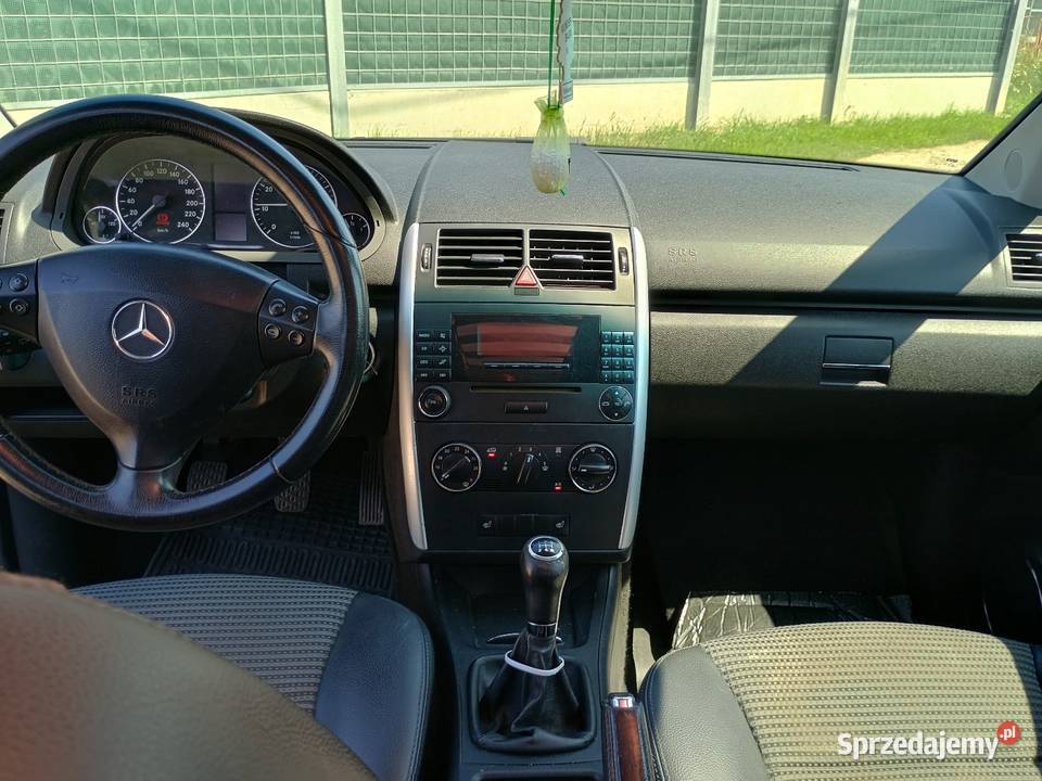 Sprzedam małe miejskie auto Mercedes A150 Słupca