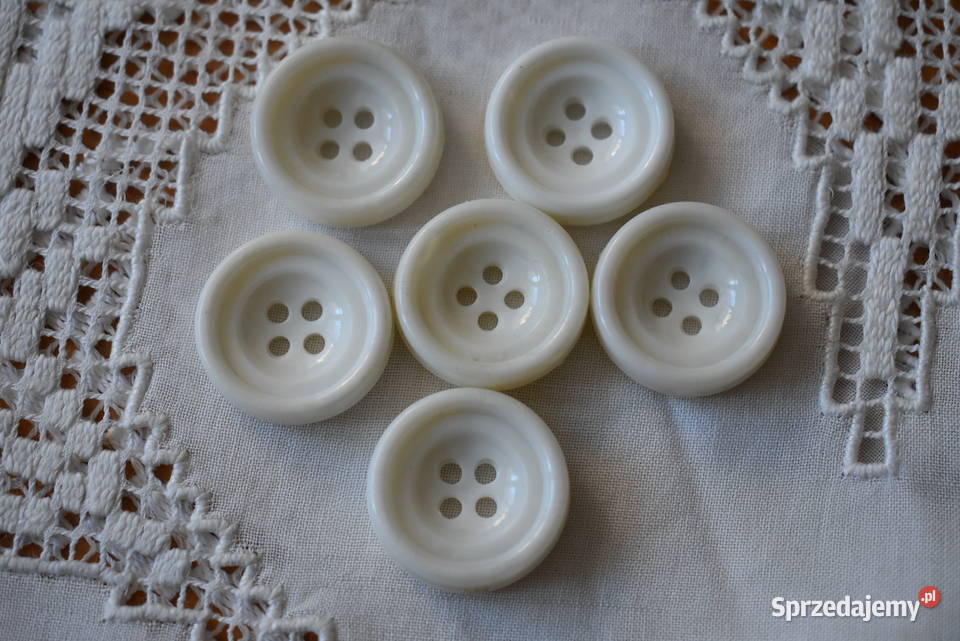 Guziki ubraniowe Warszawa