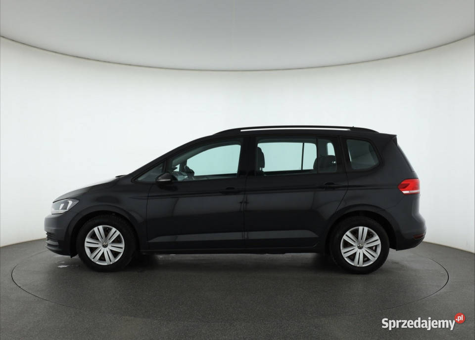 VW Touran 15 TSI manualna Piaseczno