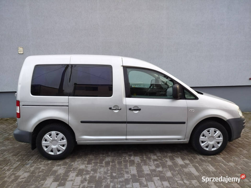 Volkswagen Caddy zarejestrowany 5 osobwy sprawny Rok produkcji 2004