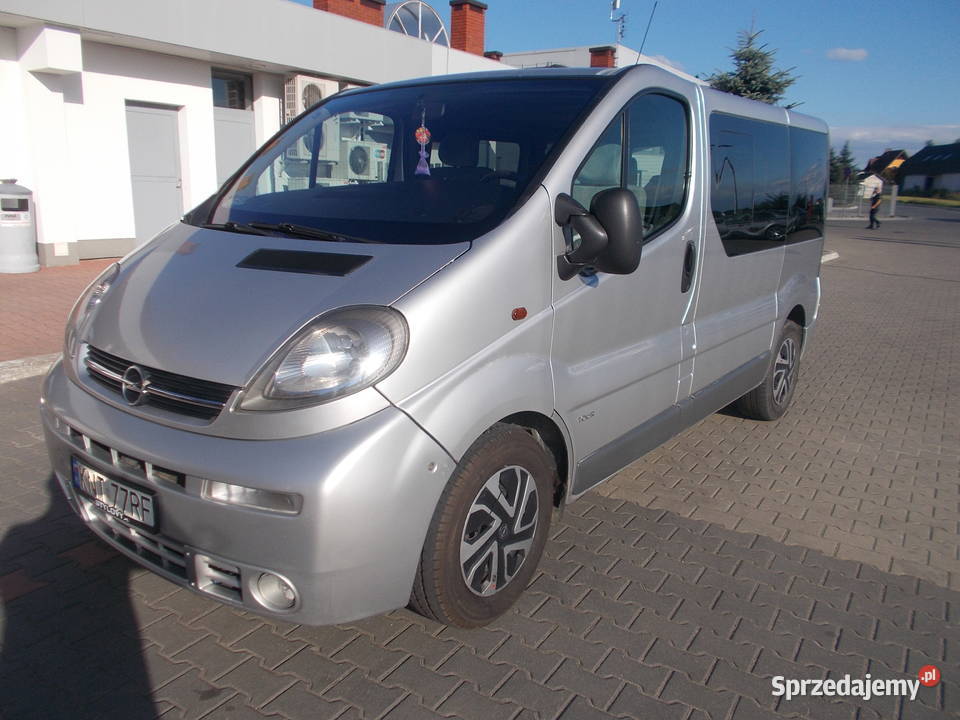 Opel Vivaro 25 tour 8 osobowy klimatyzacja 2 nieuszkodzony małopolskie Nowy Targ