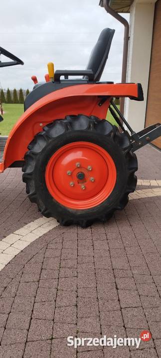 Traktorek Kubota z pługiem do odśnieżania śniegu Napęd 4x4 Cibórz