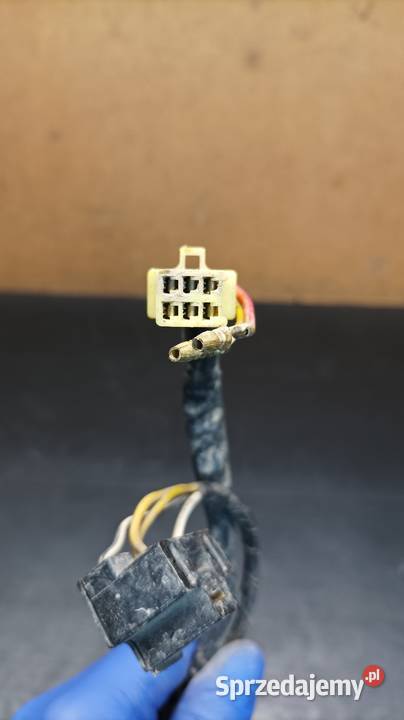 Włącznik przełącznik świateł klaksonu części Gołaczewy