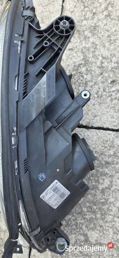 Sprzedam Lampy Przod W204 Mercedes Limanowa