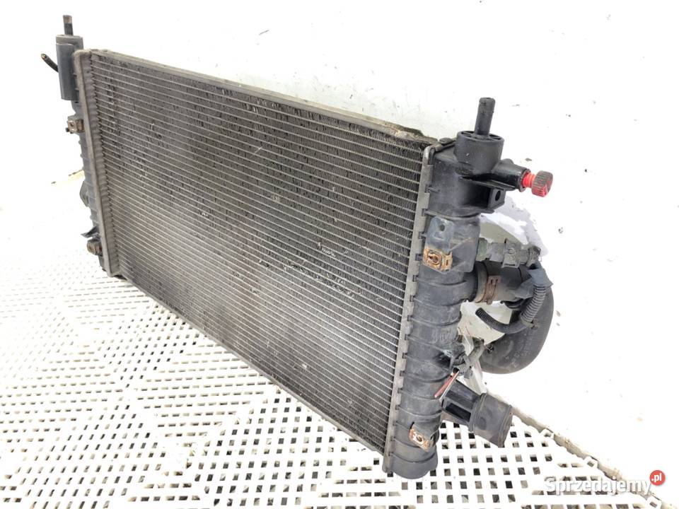 CHŁODNICA WODY OPEL ASTRA H 16 105 0414 RADIATOR osobowe