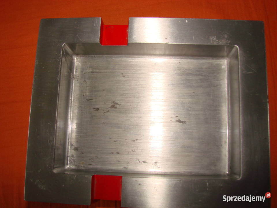 Marlboro duża popielniczka Pruszcz Gdański sprzedam