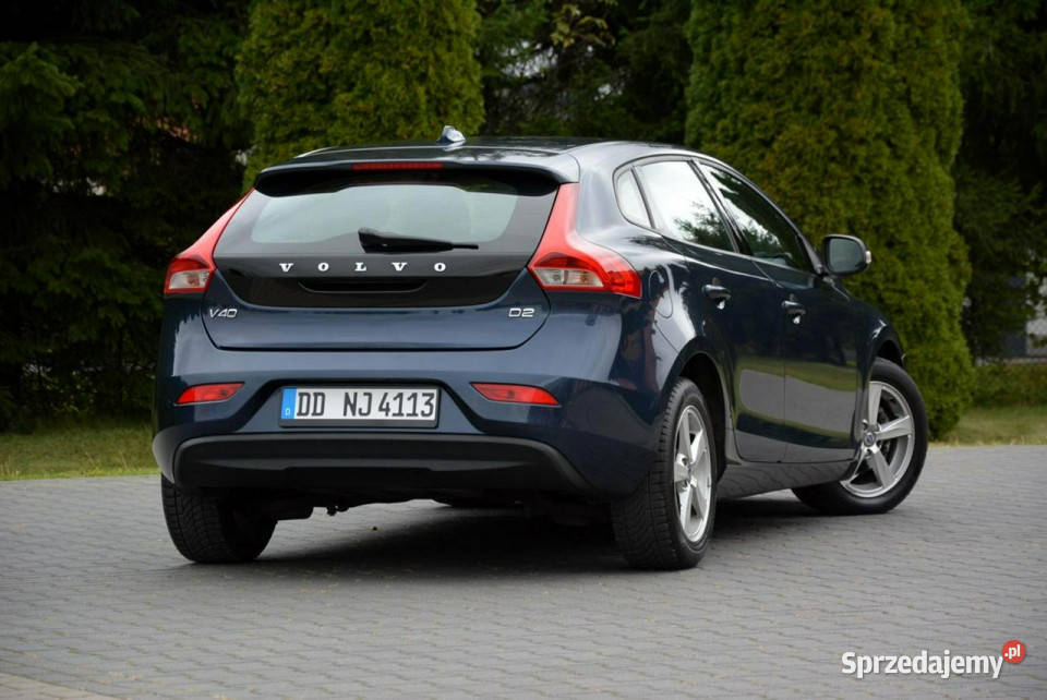 Volvo V40 Xenon Ledy Virtual Zegary Parktroni VAT marża Ostrów Mazowiecka