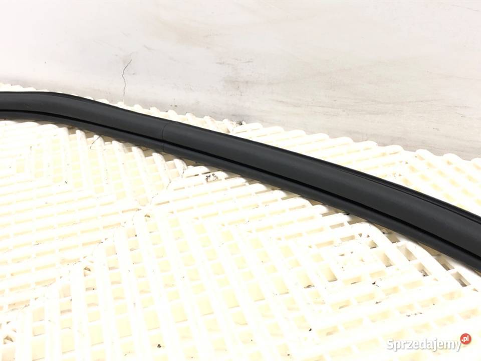 USZCZELKA DRZWI TYŁ LEWY SKODA SUPERB III Kombi