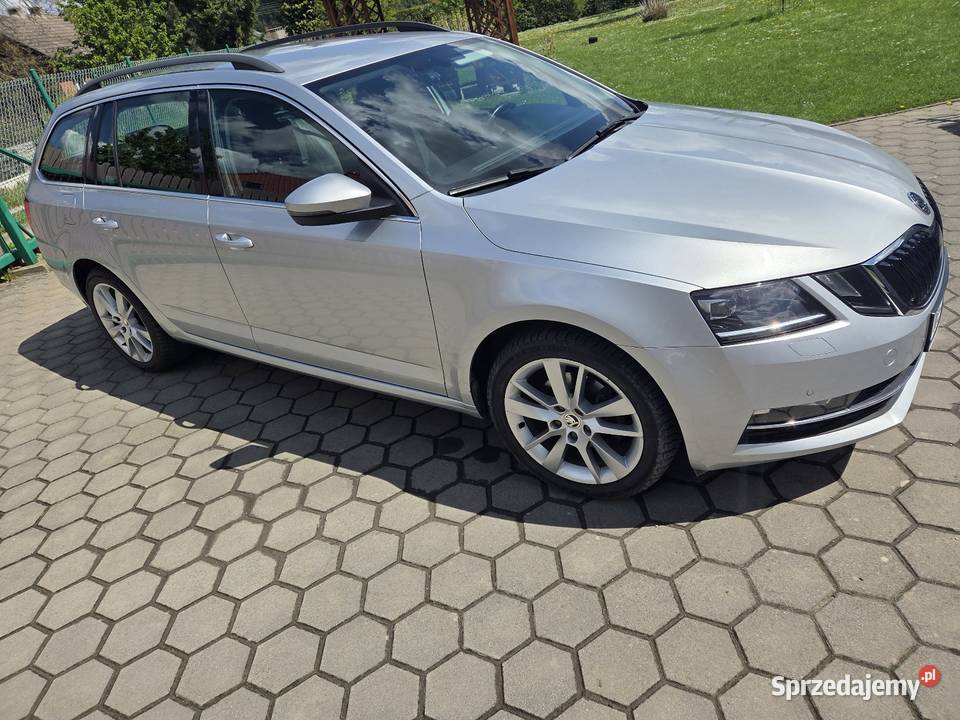 Sprzedam octavie 3 style TDI 20 150 światła przeciwmgielne Miękinia