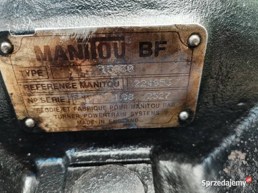 Skrzynia kątowa Manitou MLT 15930 sprzedam