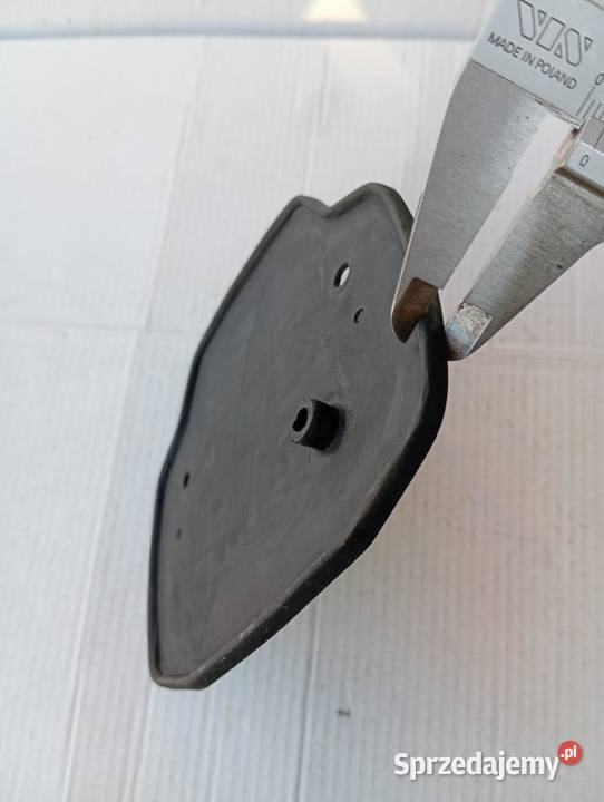 GUMA USZCZELKA LAMPA TYLNA DNIEPR URAL IŻ Niemodlin