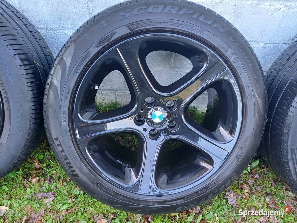 Koła 19 BMW e70 dwie szerokości 9j I 10j Dłutów sprzedam
