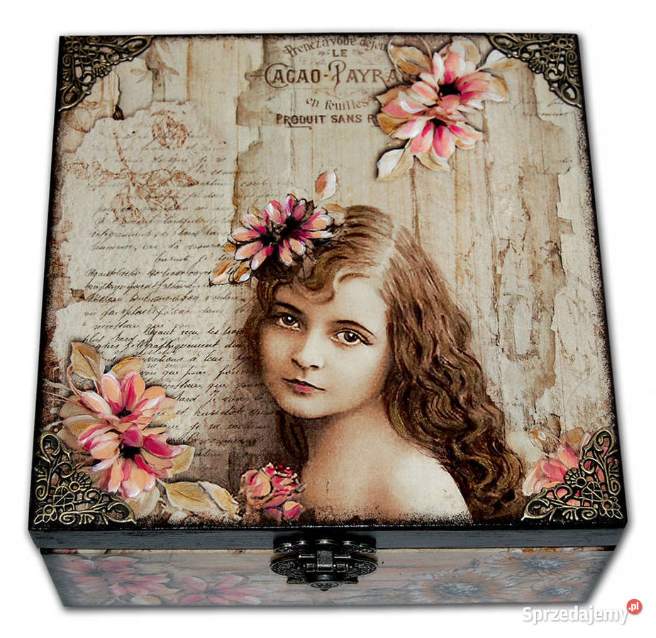 SZKATUŁKA pudełko drewniane VINTAGE GIRL 20X20