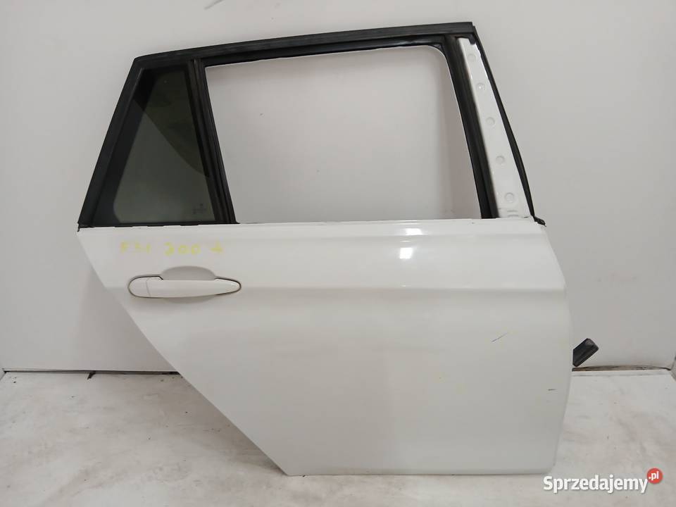 DRZWI PRAWE TYLNE BMW F31 300 Strzyżewice