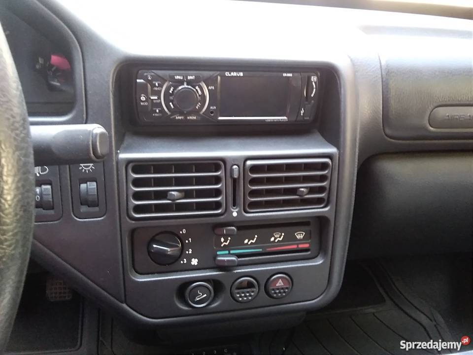 Peugeot 106 11 benzyna LPG Wolbórz