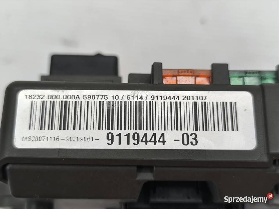 SKRZYNKA BEZPIECZNIKÓW BMW 1 E87 E81 LIFT 16