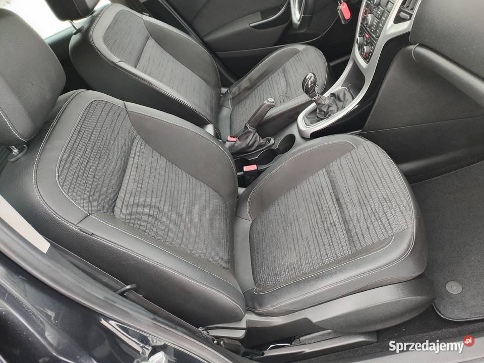 Opel Astra 2014 r Rok produkcji 2014 Smyków