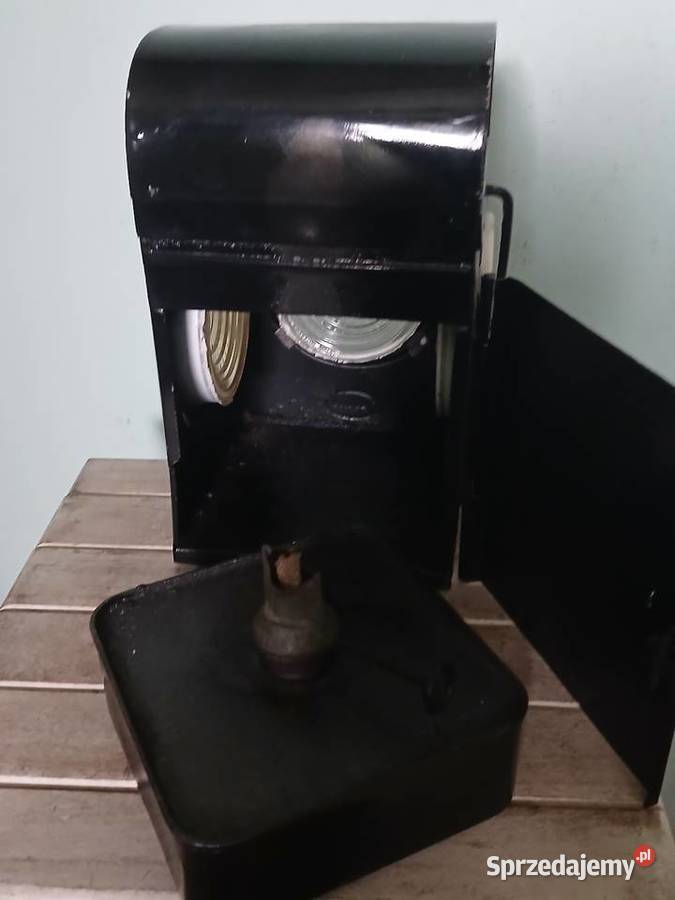 Stara lampa kolejowa