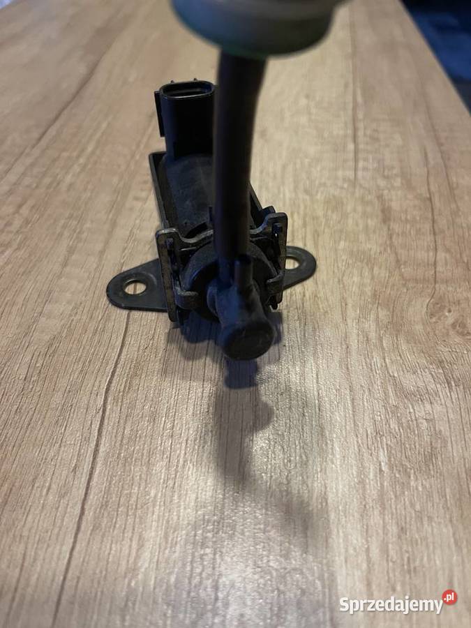 Zawór podciśnienia turbiny toyota Avensis t 25