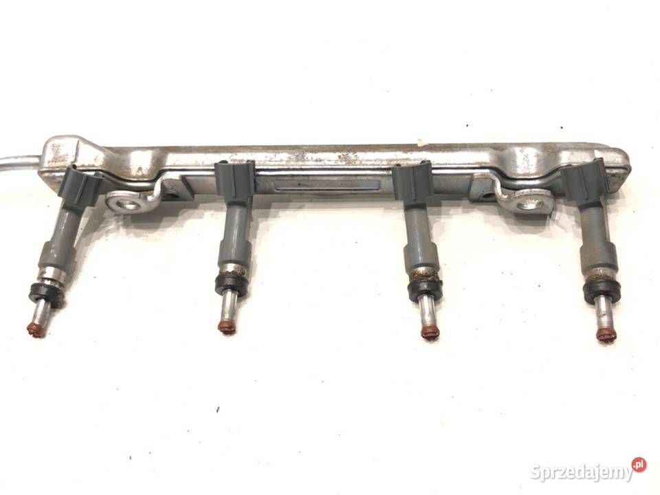 LISTWA WTRYSKOWA TOYOTA COROLLA E21 18 122 podkarpackie