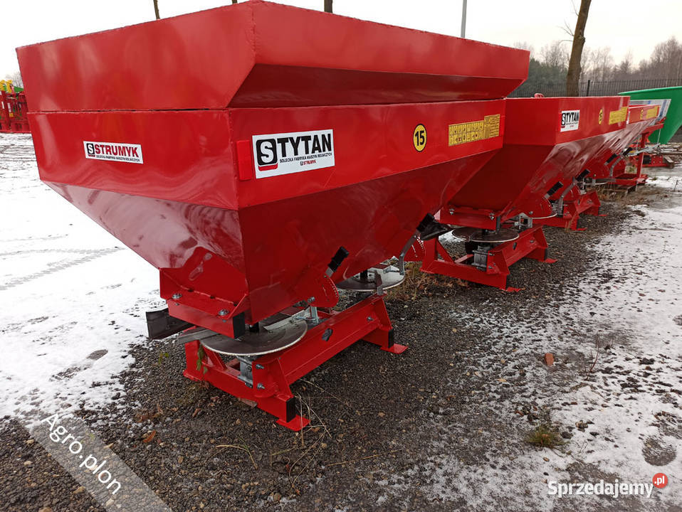 Nowy model Rozsiewacz Strumyk 600 litrów Tykocin