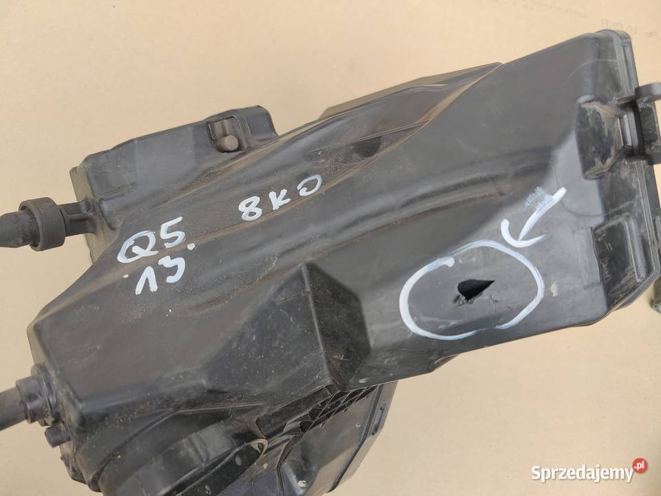 OBUDOWA FILTRA POWIETRZA AUDI Q5 Łódź