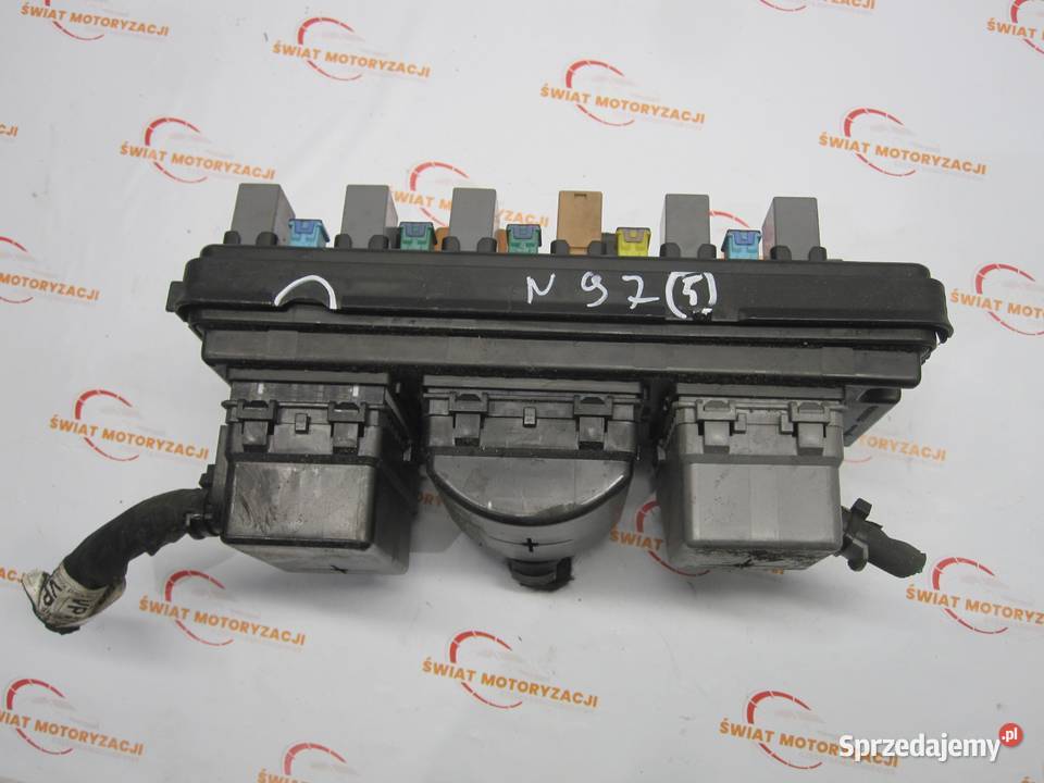 OPEL ANTARA 20 CDTI 07r skrzynka bezpieczników osobowe świętokrzyskie Kielce sprzedam