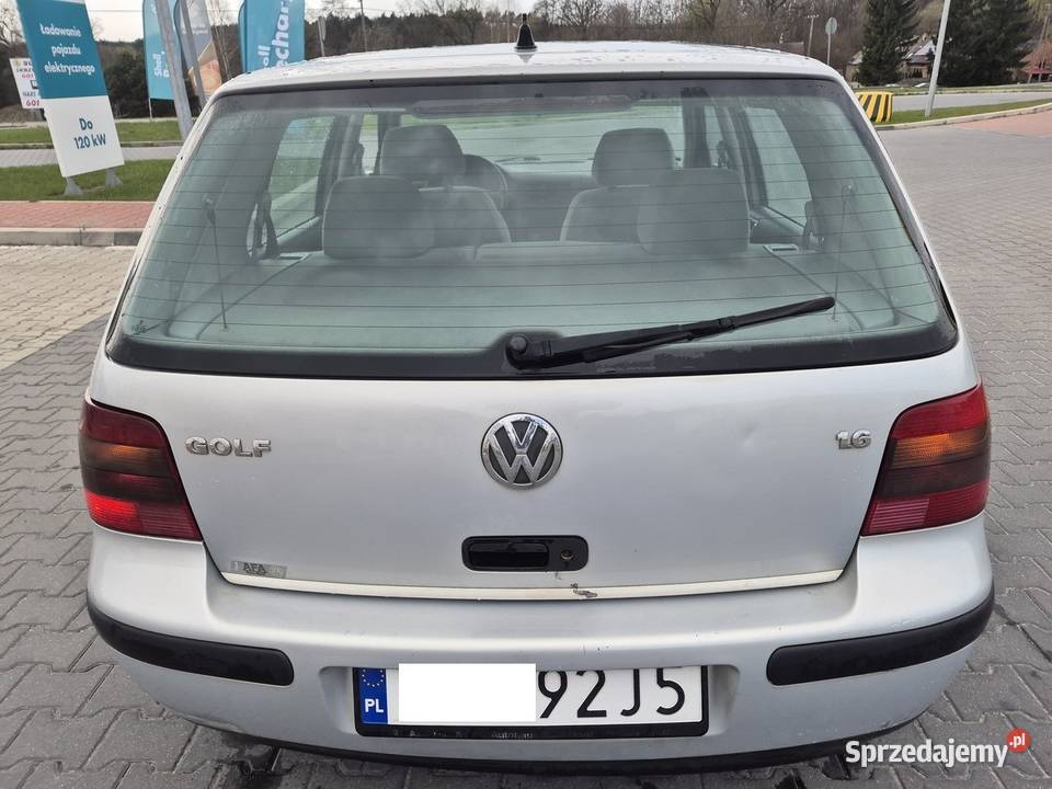 VW GOLF 4 HATCHBACK 1600 BGAZKLIMAOPŁATY NA Zarejestrowany w Polsce Głogów sprzedam