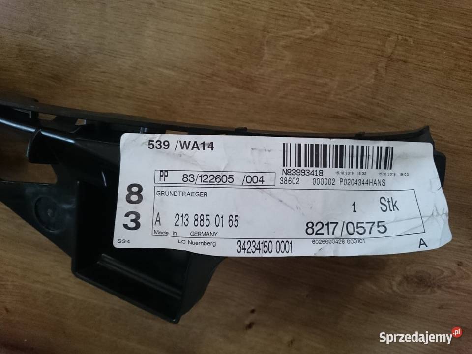 Ślizg zderzaka tył prawy MERCEDES W213 Przystajń