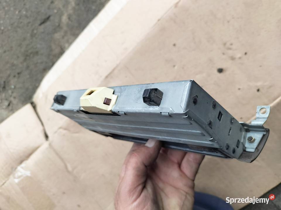 Audi A6 C4 A6C4 4A1857951E POPIELNICZKA sprzedam